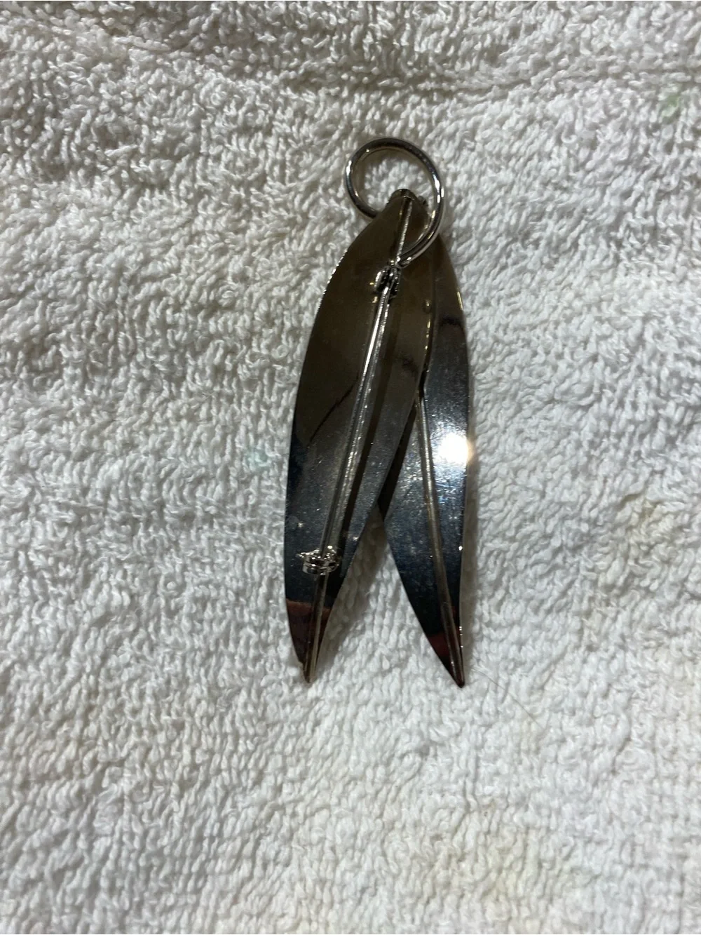 Silver Tone Double Feather Pendant (RR)